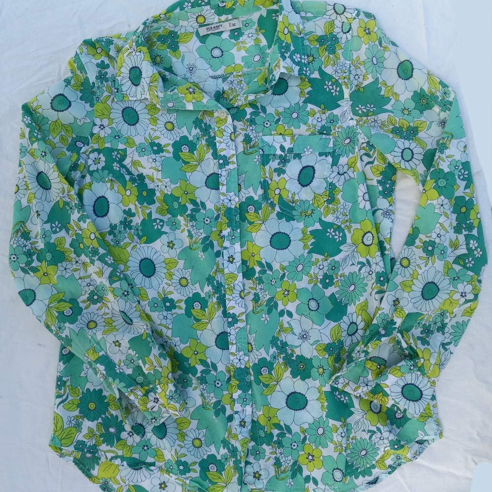 Old Navy Button-Up Long-Sleeve Shirt - Size S